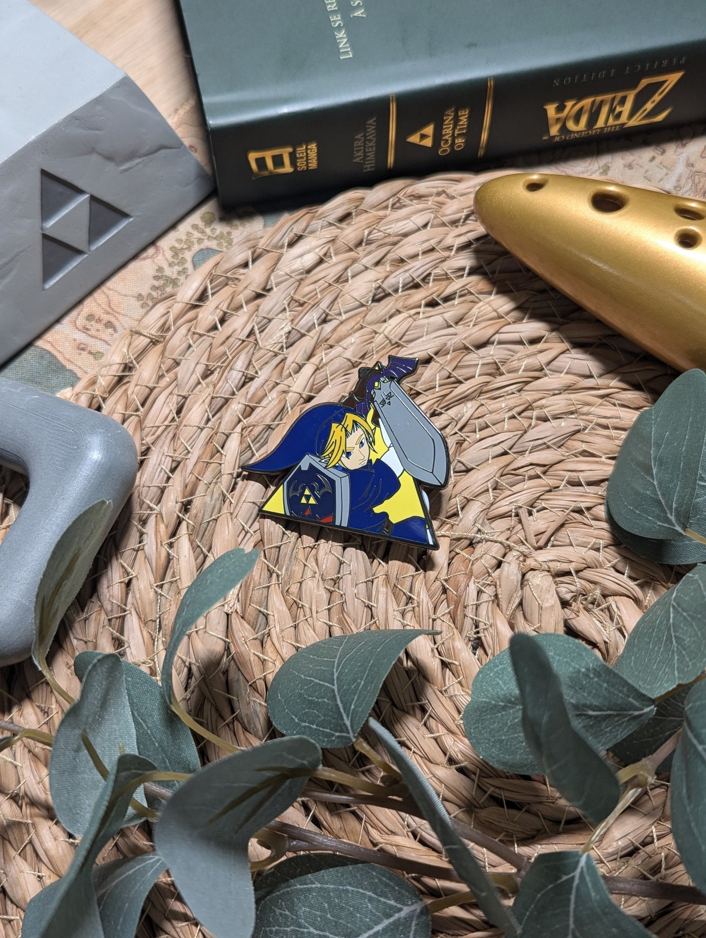 Pin's Métal - Link Adulte tenue Zora