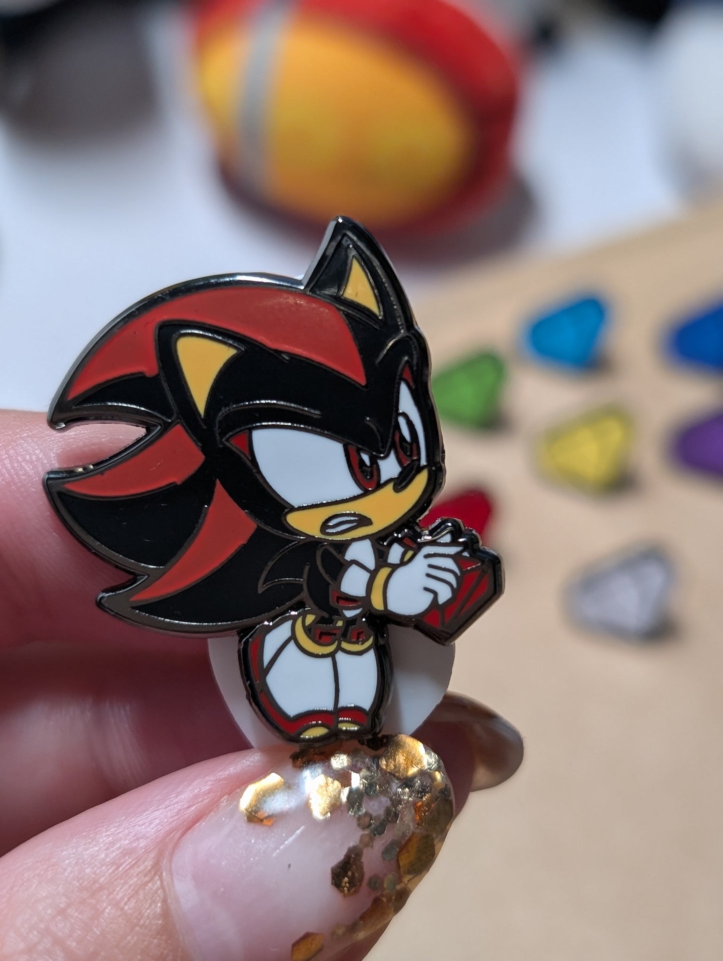Pin's - Shadow