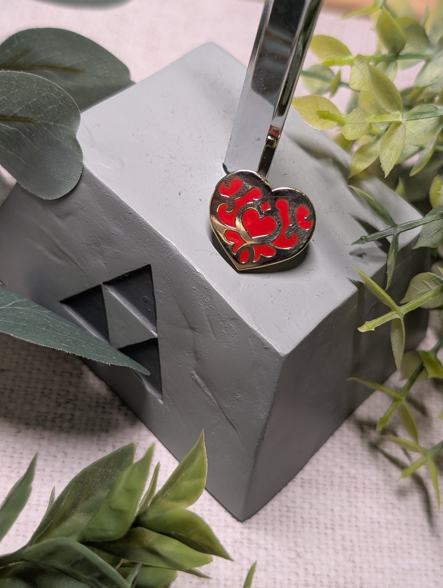 Pin's - Coeur Botw